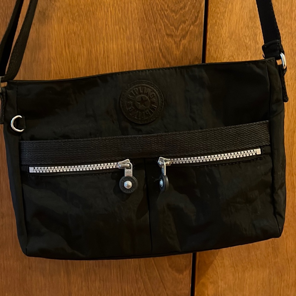 Kipling Black Crossbody Bag with Durable Design